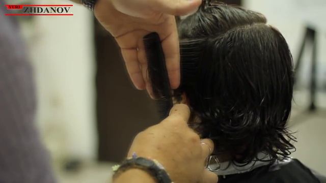 Юрий Жданов 002 Мужская прогрессивная стрижка с разной текстурой смотреть онлайн