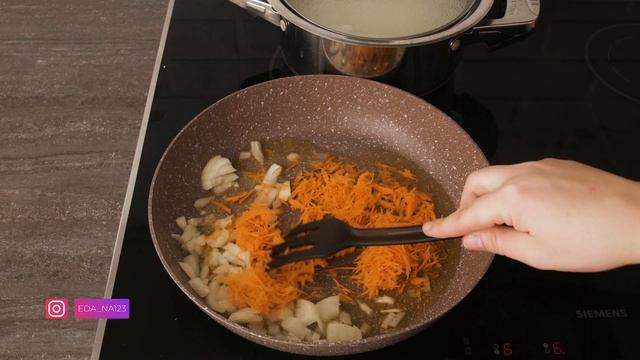 СЫРНЫЙ СУП\ КАК ПРИГОТОВИТЬ СЫРНЫЙ СУП С СОСИСКАМИ.