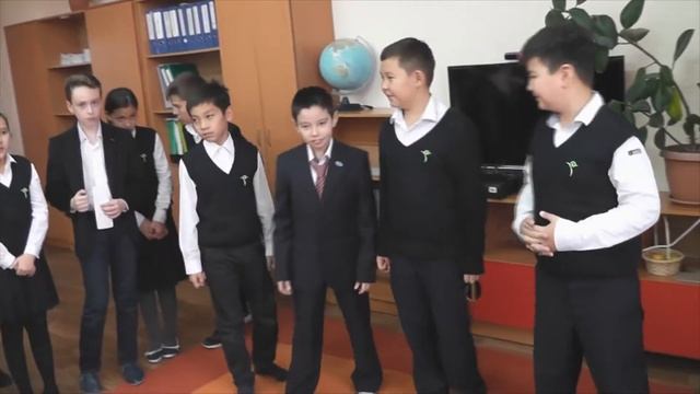 Лебедева Н В Г Х Андерсен «Дикие лебеди» Предложения с обращениями смотреть онлайн