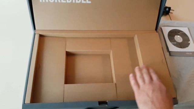 Распаковка ноутбука ASUS X570UD-E4026 из Rozetka смотреть онлайн