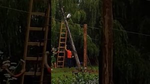 Курская область  Железногорский район  село  Михайловкаулица  строительная в поселке упал  столб