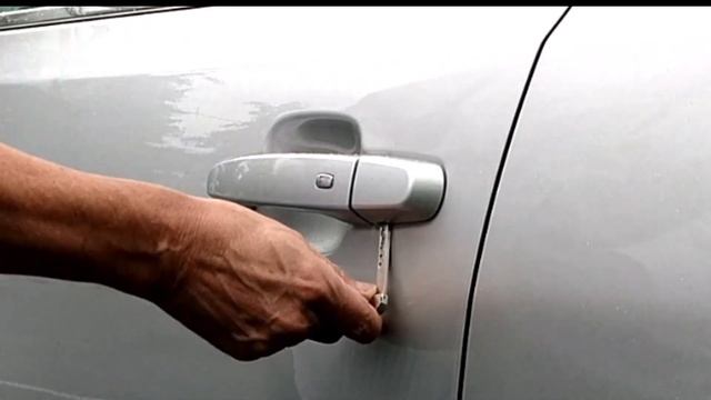How to Open and Start Chevrolet Blazer Keyless Start Models with a Dead Key Fob Battery.