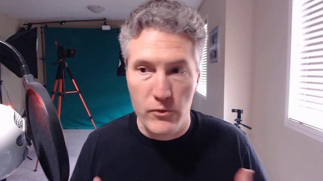 Coffee Voice Effect - Why You Might Want to Skip the Java Before Speaking смотреть онлайн