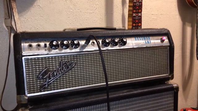 1967 Fender Bassman смотреть онлайн
