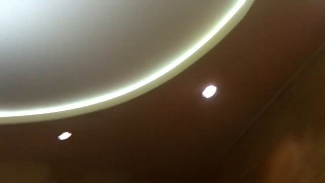 Натяжной потолок с нишевой подсветкой. смотреть онлайн