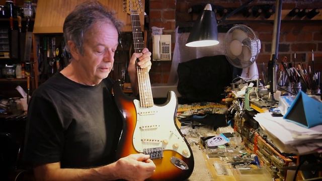 Fender Stratocaster 12 String update смотреть онлайн