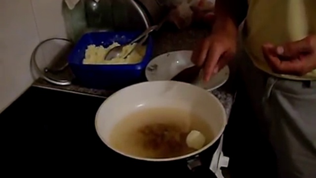 Эти хитрые сырники при любом твороге получатся! смотреть онлайн