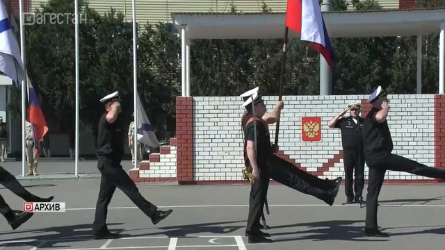 Звание «Гвардейский» получил 177-й отдельный полк морской пехоты Каспийской флотилии смотреть онлайн