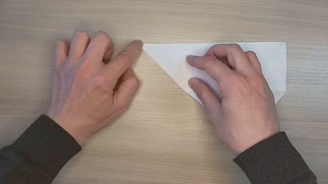 ПОДСТАВКА для КАРАНДАШЕЙ ОРИГАМИ. КОРОБОЧКА. Школьные принадлежности.Как сделать подставку из бумаг смотреть онлайн