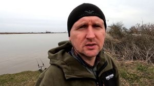 ФЛЭТ МЕТОД ФИДЕР В МАРТЕ. УЧУСЬ ЛОВИТЬ КАРПА.