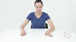 Радиальное и ульнарное отведение кисти в облегченных условиях.