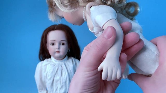 Идентификация Антикварной куклы. Каждой фарфоровой кукле 100 лет?