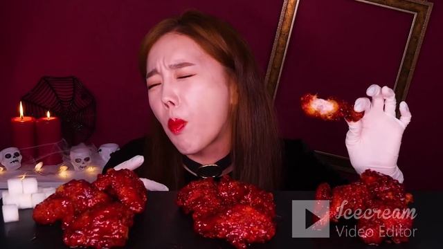 ASMR spicy chicken in Korea(Vampire Chicken)_Ssoyoung