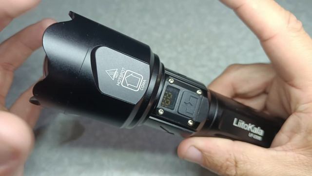 Lanterna Zoom Liitokala de Longo Alcance Lanterna Laser Liitokala LF-2305 1800 Lumens