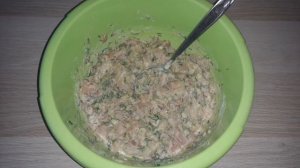 Куриные котлеты, " растрёпки" с грудки, оладушки.  Получаются  растрепаные , не идеальной формы.