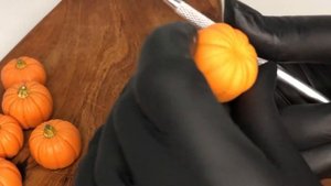 Тыква из полимерной глины