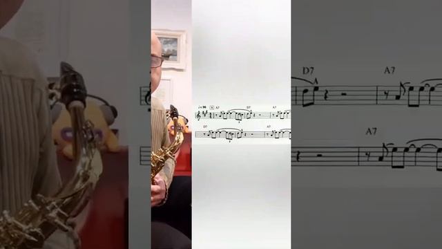 The Blues in all 12 keys! A7 Blues Improvisation For Alto Saxophone with Transcription Of The Solo. смотреть онлайн
