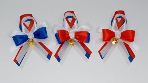 МК. Брошь на выпускной вечер.