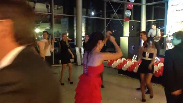 открытие автосалона Nissan-2 смотреть онлайн