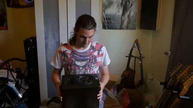 JBL 305 Studio Monitors - Unboxing and First Impressions смотреть онлайн