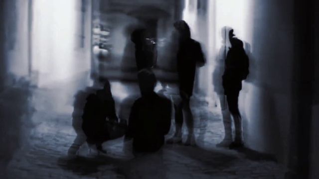 Crystal Castles - Kerosene ( Looped )