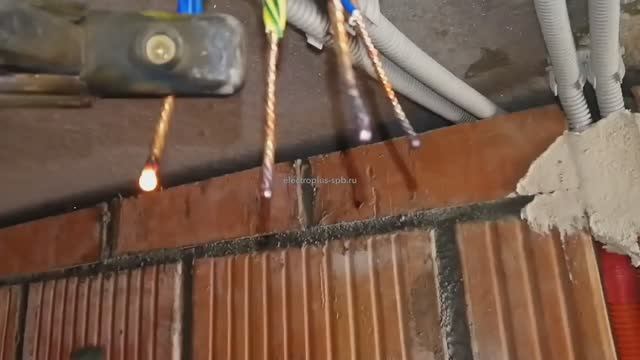 Электромонтажные работы в частном доме.Электро плюс.Электроплюс. (1)