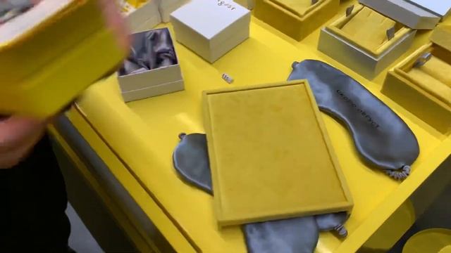 ВЛОГ ✨ Дождливые Дни в Москве, Еда, Патриаршие пруды, AVGVST, Магазин BORN TO BE смотреть онлайн