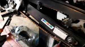 YAMAHA FZ6N Чистка и смазка приводной цепи 1