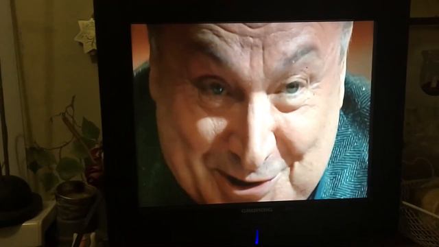 Из друзей выбирать. М  Жванецкий