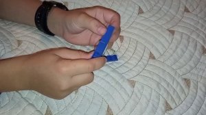 самая простая мини пушка из прищепки 2 минуты?