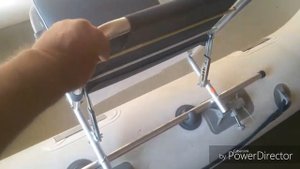 Наши рыболовы умельцы. Как закрепить кресло на надувной лодке...