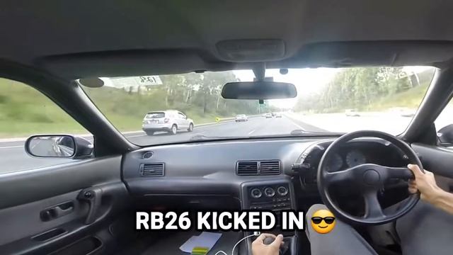 NISSAN GTR Destroying other cars STREET RACING