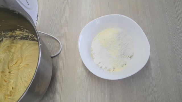 НЕЖНЕЙШИЙ БЕЗГЛЮТЕНОВЫЙ МАКОВЫЙ КЕКС❤❤❤КУДА ДЕТЬ ЖЕЛТКИ??_ПРОСТОЙ РЕЦЕПТ кекса Без Муки❤