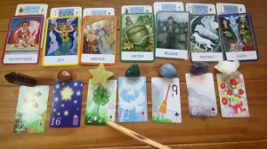 MANIFESTING WITH THE CHAKRAS PETIT AND GRAND JEU LENORMAND AND ORACLE CARD SPREAD