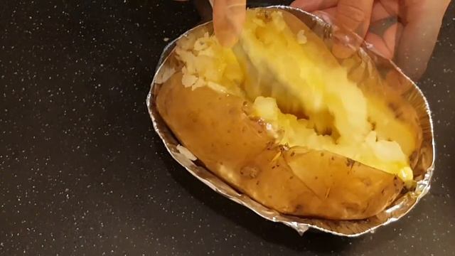 Турецкий КУМПИР/KUMPIR Tayyorlanishi
Turkish baked potato смотреть онлайн
