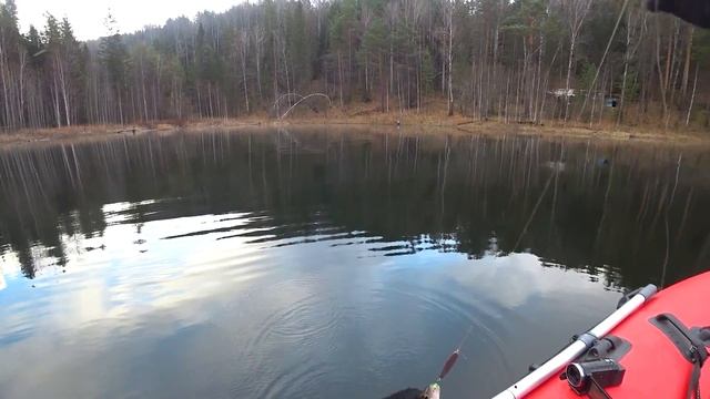 НАПАДЕНИЕ СТАДА!!! ВОТ ЭТО ДА! ПОДВОДНЫЕ СЪЁМКИ репетиции зимней рыбалки СИБИРИЯ смотреть онлайн