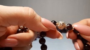 Украшения из граната?