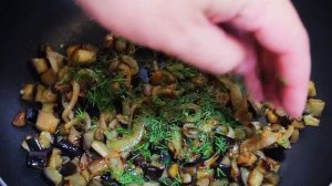 ВКУСНЕЙШИЙ НОВЫЙ салат с БАКЛАЖАНАМИ, яйцами и помидорами / Рецепты с баклажанами