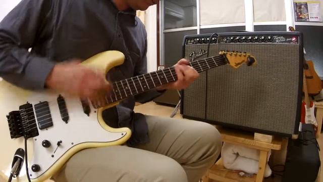 Late 80～Early 90's Moon Stratocaster Type EMG SSH Crunch смотреть онлайн