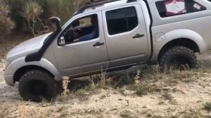 Nissan navara d40 off road