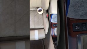 Химчистка бежевого салона Infiniti FX в домашних условиях