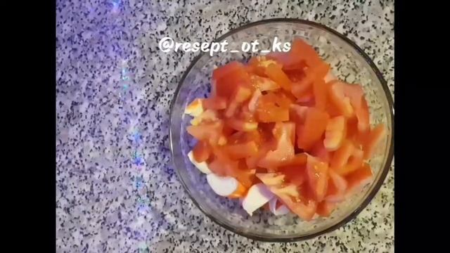 Салат с крабовыми палочками смотреть онлайн