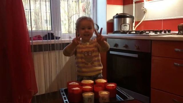 Готовимся к Пасхе , печём куличи смотреть онлайн