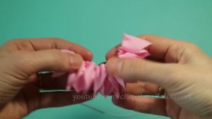 Красивые цветы из ленты