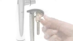 Смеситель Grohe Essence New 32901001 для раковины