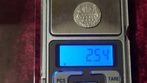 Гривенник 1751г. императрицы Елизаветы Петровны (выпуск 35) .mp4