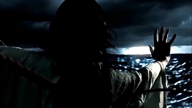 EMPTY CHAIRS AT EMPTY TABLES - поёт ФОТИЙ МОЧАЛОВ смотреть онлайн