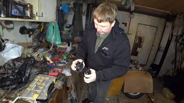 Подлом гаража ух ты сколько интересных находок!!!! смотреть онлайн