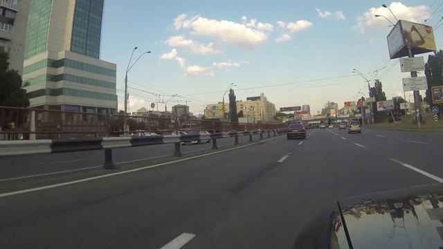 От метро Нивки до метро Университет на авто  Реалтайм Киев, август 2014