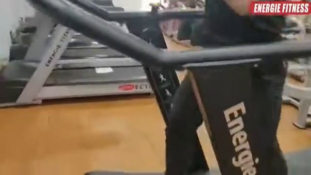 Curve treadmill runner. смотреть онлайн